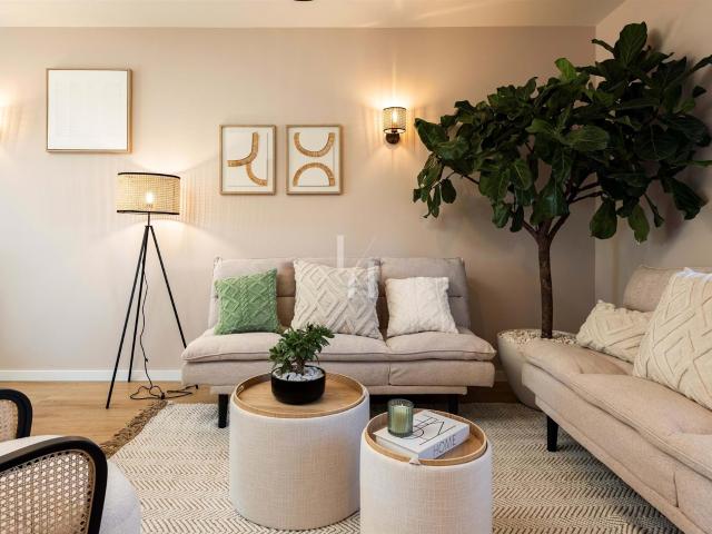 T2+1 Triplex com varanda, jacuzzi e vista mar, em Vilamoura 129m² Quarteira
