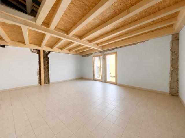 T2/3, 2 ÈME ÉTAGE, IMMEUBLE AUBAGNE, SECTEUR BEAUMONT