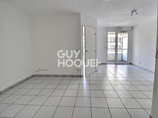 T2 41 m² Metro Gare de Vaise Parking