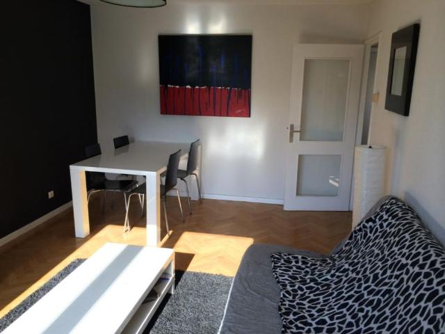 T2, 47.65 m² 5ème ETAGE CHARPENNES / PARC DE LA TETE D'OR RUE DUTRIEVOZ