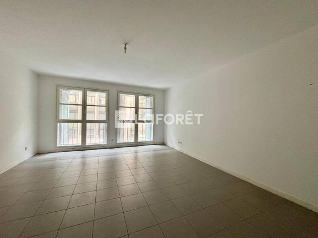 T2 47m² Republique Joliette