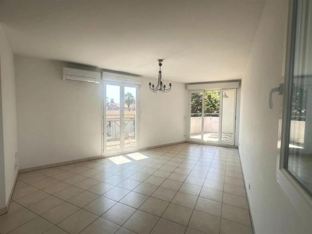 T2 47m² + terrasse avec ASCENSEUR et garage