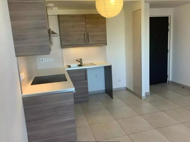 T2 / 45m² / Créteil Université Ligne 8