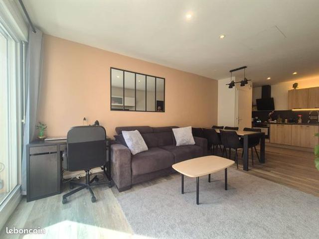 T2 48m² – Aucun travaux – Balcon Sud – 2 Parkings – Prêt à habiter – Combs la Ville