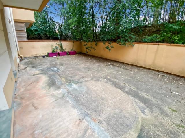 T2 48M² AVEC GRANDE TERRASSE ET PARKING