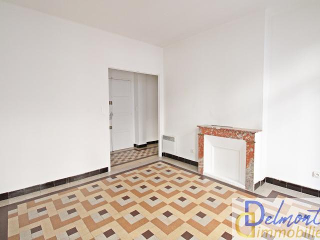 T2 50 M2 HAUTE VILLE TOULON PROCHE PLACE DE LA LIBERTE