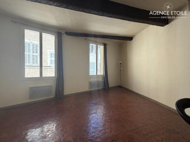 T2 51 M2 5 rue de la Couronne