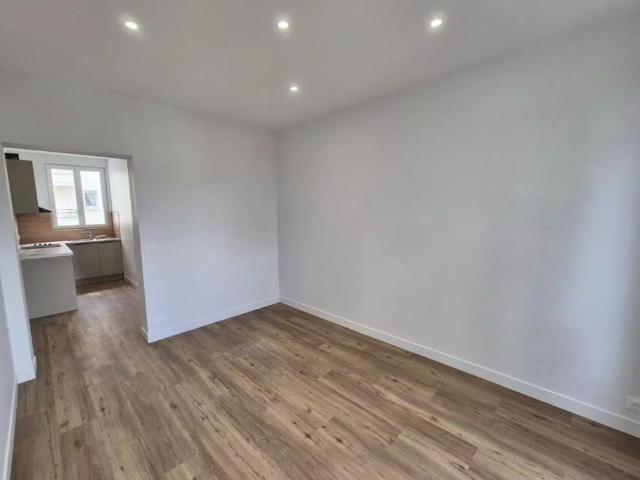 T2 / 52m² / Gennevilliers RER C