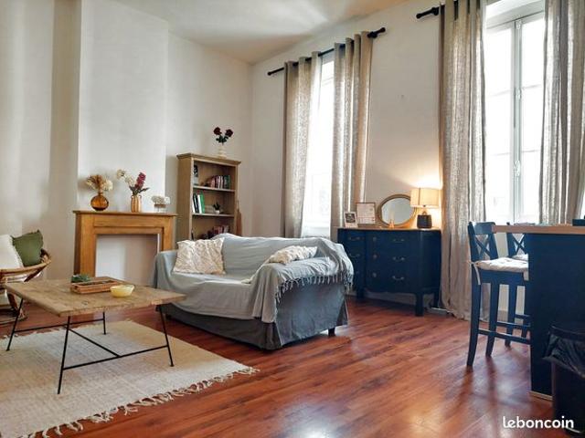 T2 de charme – 55 m² – Dernier étage – Hyper centre La Teste De Buch