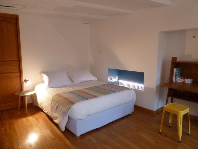 T2 58m2 lumineux en vieille ville, vue incroyable!