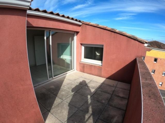 T2 64m ²