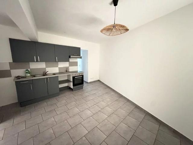 T2 30.88m ²