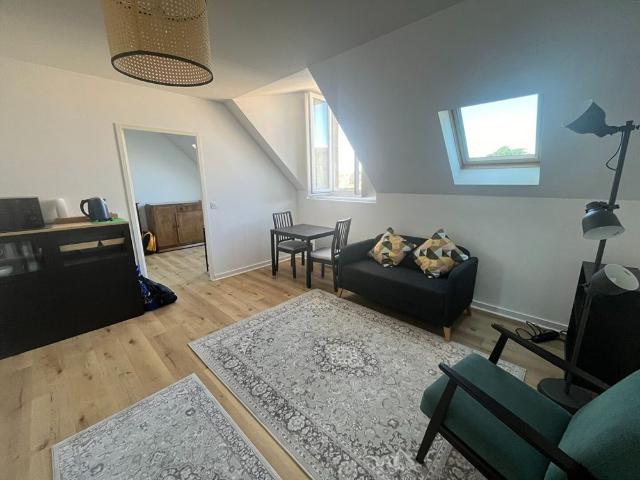 T2 30m² meublé Viarme Talensac Location Appartement nantes: 30.29 m2