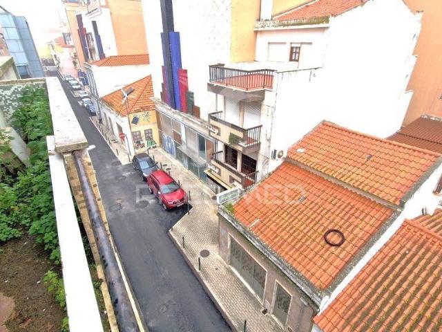 T2 3Ass. Centro Vila Franca de Xira Lisboa