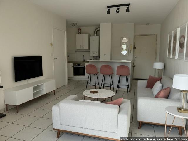 T2 3E ETAGE PARKING 15 BD RICARD 13003 MARSEILLE
