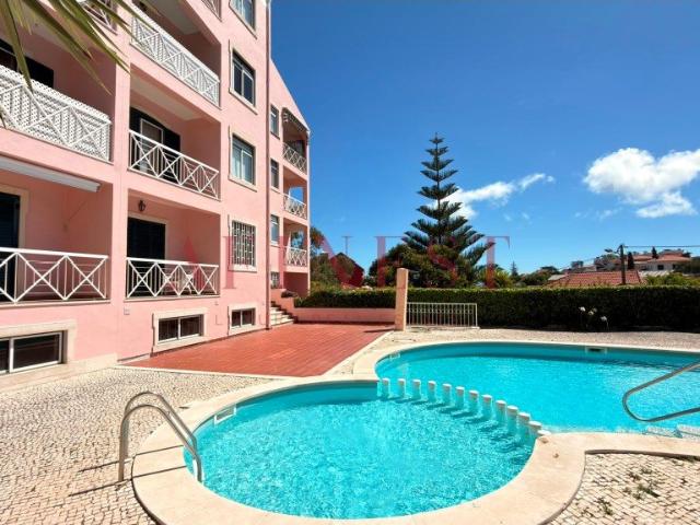 T2 Totalmente Remodelado | Condomínio Com Piscina | Monte Do. 85m² Cascais e Estoril