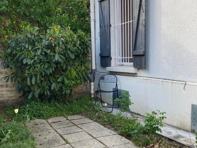 T2 tout équipé avec jardin Proche La Défense