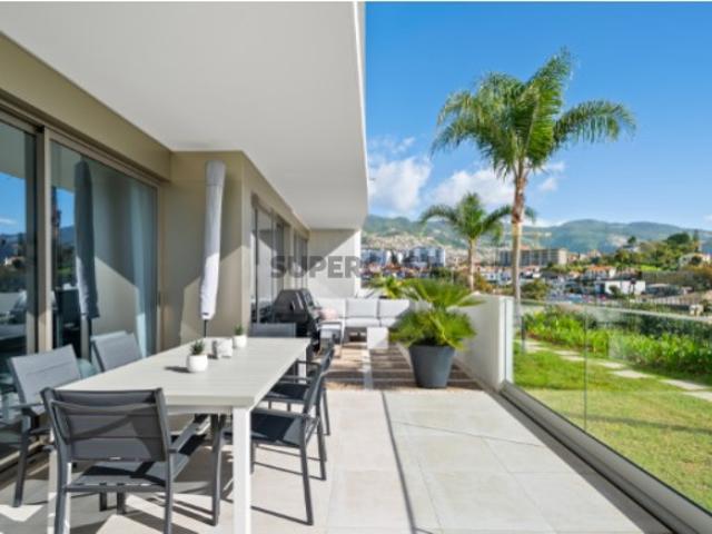 T2 Vista Mar Funchal