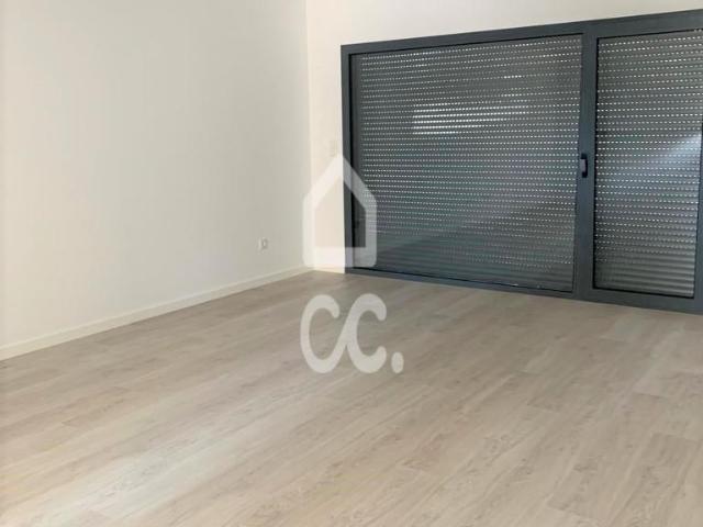 T2 a estrear, em zona privilegiada da Margem Sul, Seixal, Santa Marta de Corroios