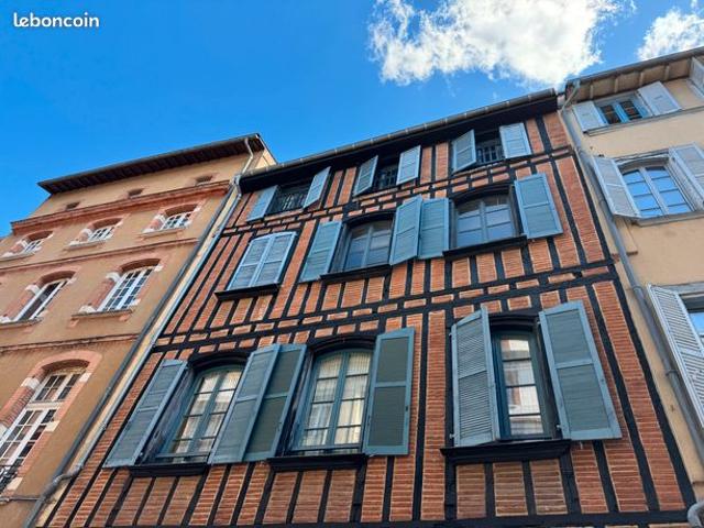 T2 A VENDRE Carmes
