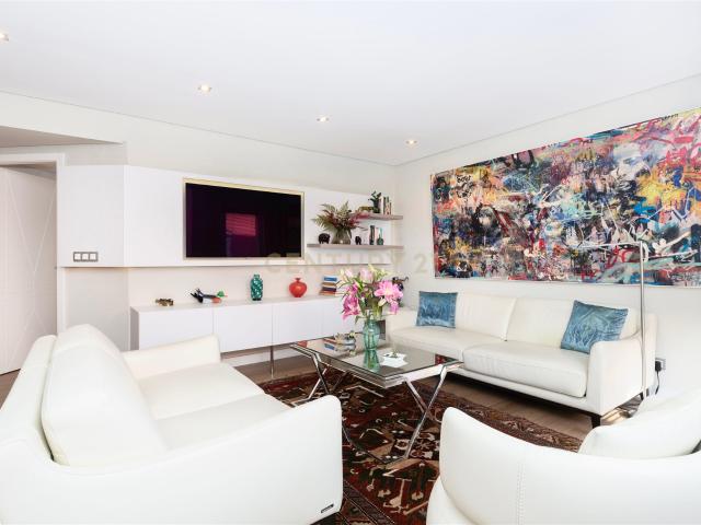 T2 Apartamento Renovado em Cascais 96m² Cascais e estoril