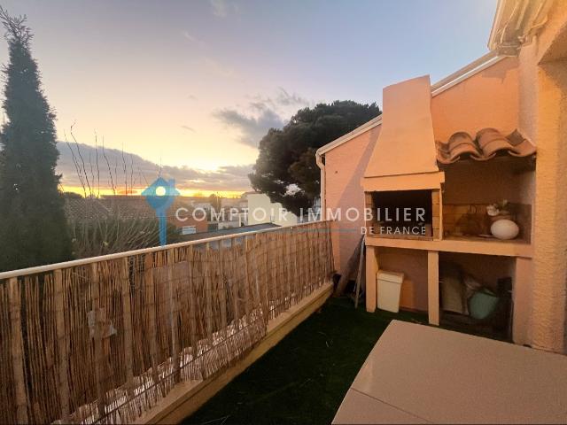 T2 avec Mezzanine terrasse et parking Grau d Agde