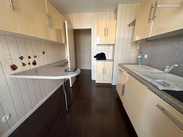 T2 avec balcon et loggia Quartier Palente