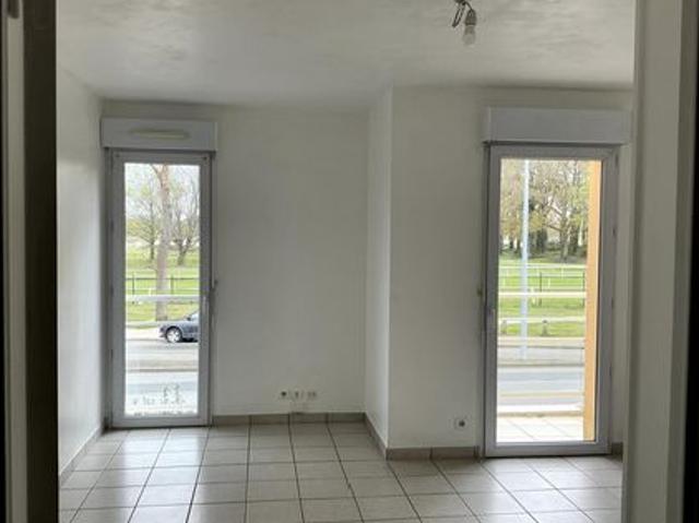 T2 avec balcon sud sans vis à vis et parking