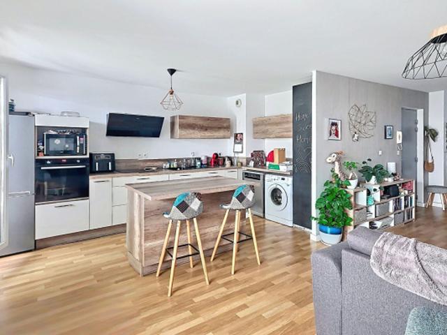 T2 AVEC JARDIN 70m2 VENDU LOUÉ