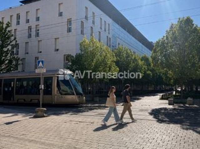 T2 avec locataire en place – résidence récente Quartier Coligny