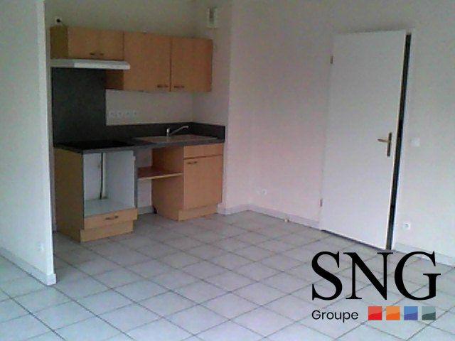 T2 AVEC PARKING
