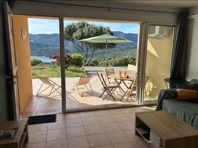 T2 avec splendide vue mer et montagne à Serra di Ferro en Corse du Sud 20