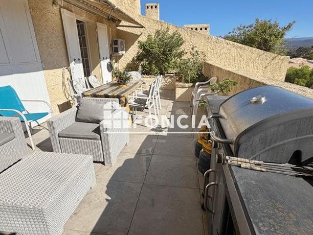 T2 avec terrasse de 28m2 à La Madrague, Saint Cyr sur Mer
