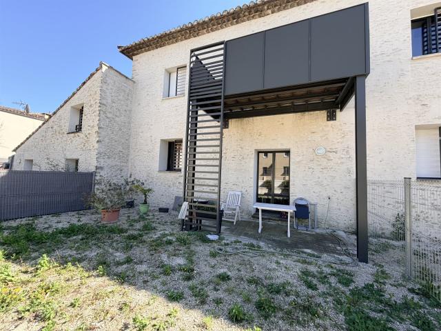 Bel Appartement Avec Terrasse Et Jardins 58m² L'Isle sur la Sorgue