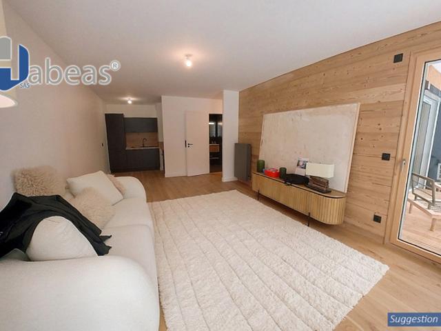 T2 avec 1 chambre et un Balcon de 16.31m², Un Casier à Ski, et un cellier