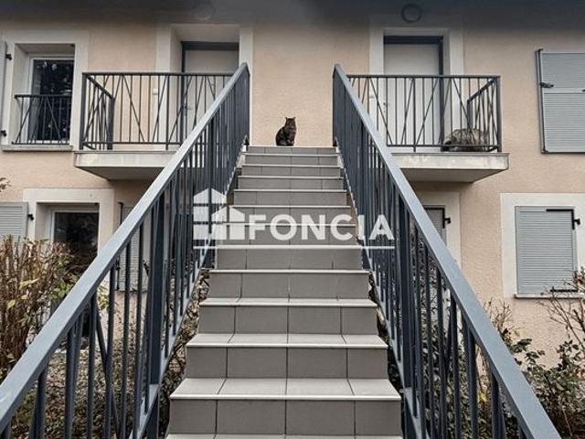 T2 Avenue du Grand Port Aix les Bains, entre ville et Lac, Garage Balcon et Jardin