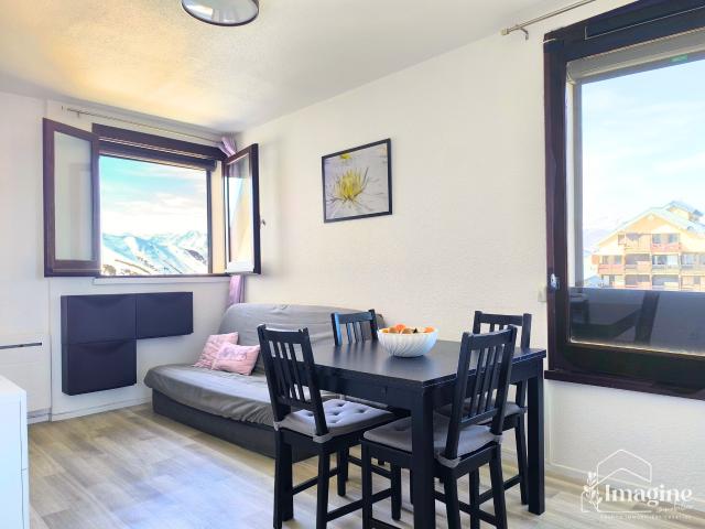 T2 balcon 30 m2 pied à terre station ski accès pistes Superbagnères
