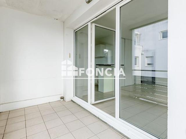T2 Balcon & parking