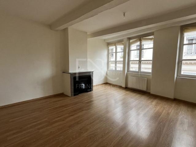 T2 bis de 79m² Rue Paufique Lyon 2ème