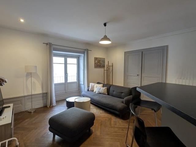 T2 Cathédrale 780€/mois C.C Nantes 44000