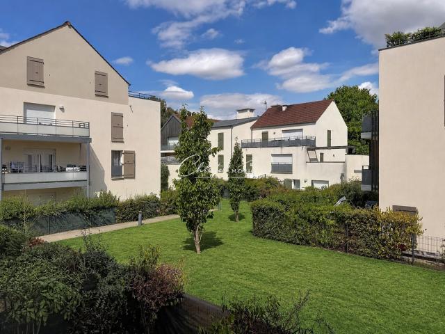 T2 CENTRE BOURG CHESSY DE 40.33m2 AVEC PLACE DE PARKING EN SOUS SOL