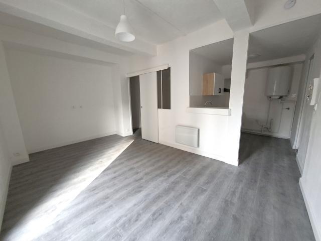 T2 centre historique Agde 32 m2