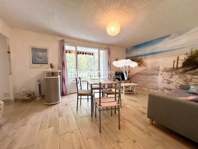 T2 Centre Ville En Dernier Etage ! 54m² Cavalaire sur Mer