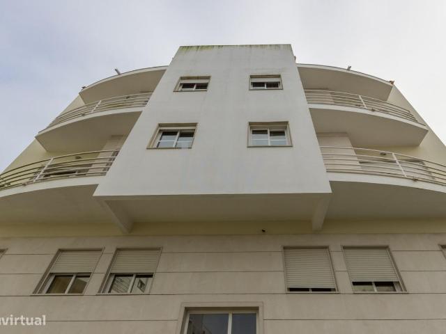 T2 Charneca da Caparica Viva numa zona premium