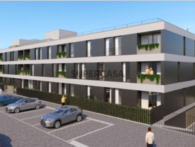 T2 Com 2 suites e varanda, em São Mamede Infesta / Matosinhos