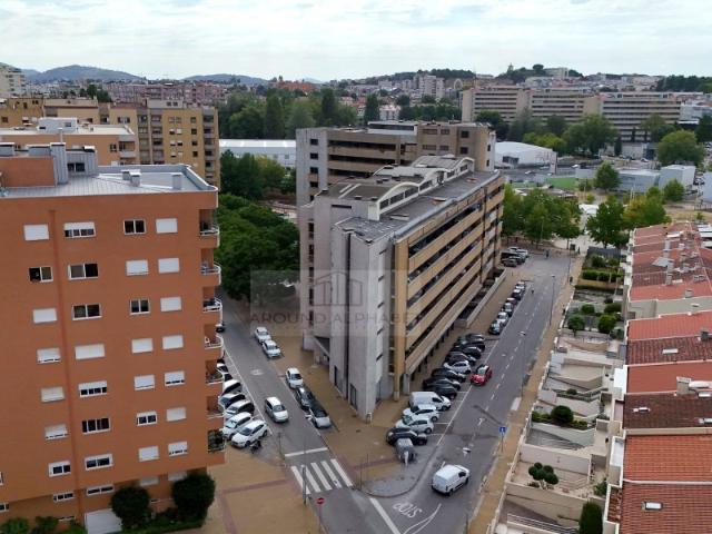 T2 com 89 m² e vista Bom Jesus|6.º andar garagem|São Vítor