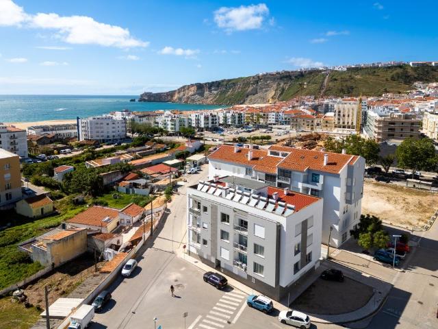 T2 com muita luz natural na Nazaré a 5 Minutos da Praia 60m² Nazaré