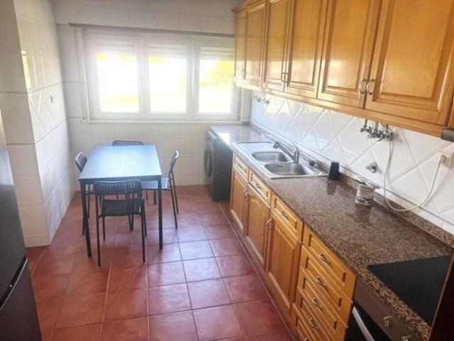 T2 com suite, na Urb Bons Dias, Odivelas
