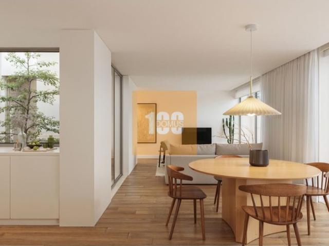 T2 com terraço e pátio Boavista Prestige