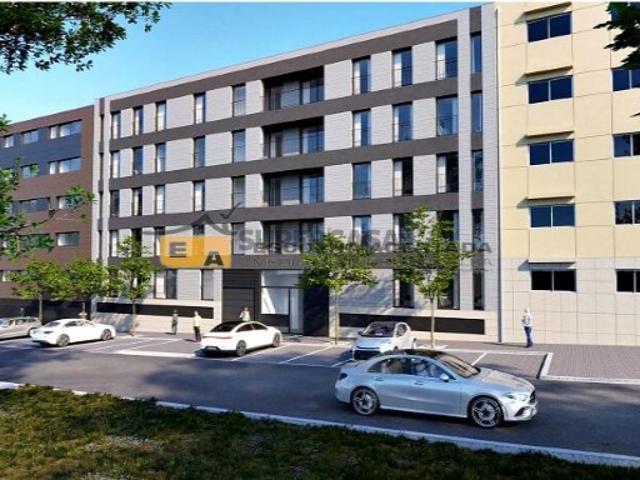 T2 com terraço Novo em Construção, Castelo da Maia junto ao Ismai
